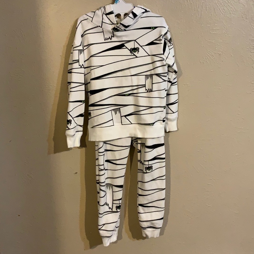 H&M Halloween Mummy Hoodie Set